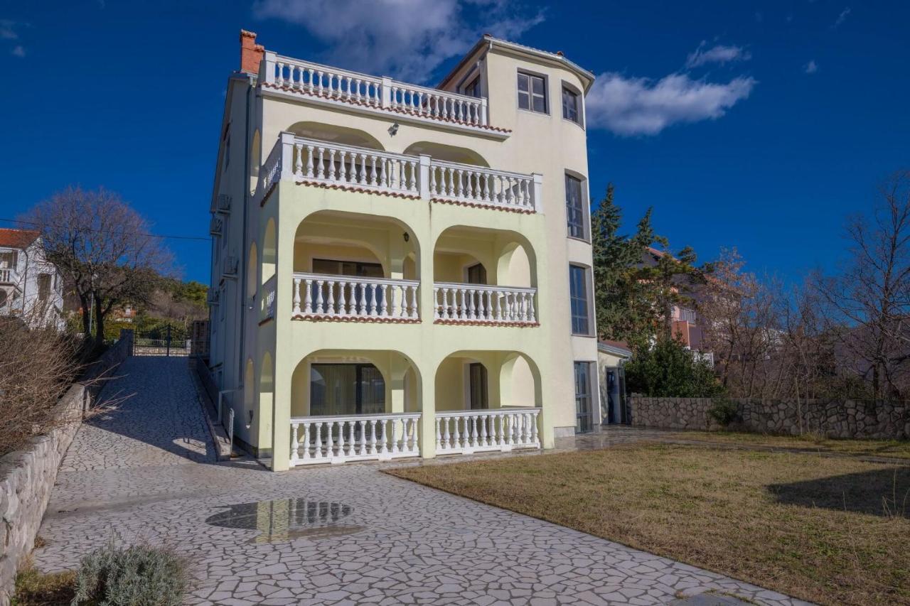 Vila Sani Crikvenica Apartment Luaran gambar